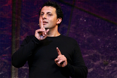 “Evviva” di Enrico Brignano